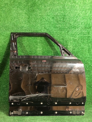 L8B2-21458 - Защитник правой входной двери land rover ii 20-