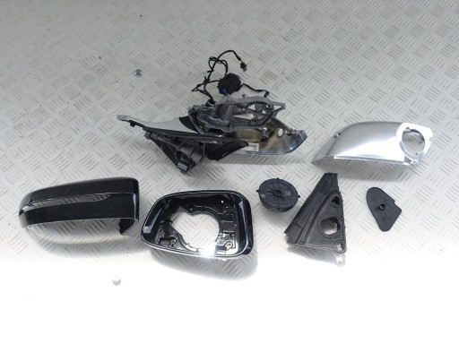 7423894 - BMW 7 G11 зеркало правое каркас облицовка накладка