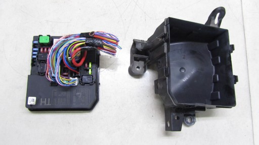 043/xxx - Juke f15 1.2 блок запобіжників 284b7-1tx2b