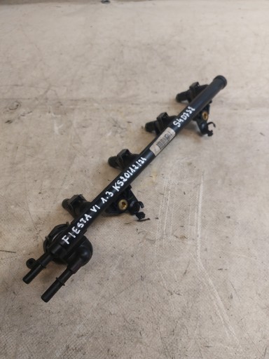 Rampe injection FORD FIESTA MK6 1.3