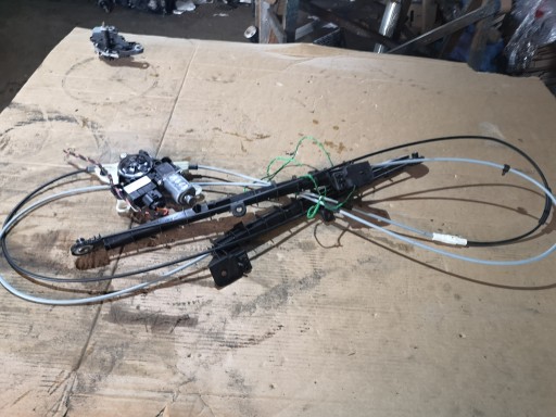 4K9863560 - Механизм моторов жалюзи задний задний AUDI A6 C8