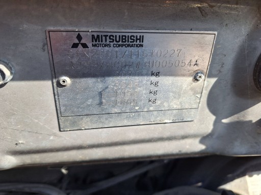 Mitsubishi OUTLANDER 1 and 2003- CU2W rear light rear part right right MN126230