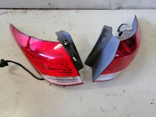 Задний левый фонарь hyundai i40 estate в крыле