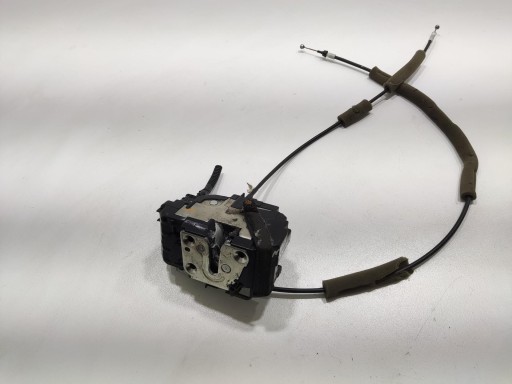 lock door right front 3 PIN NISSAN NAVARA IV D23 NP300 2015-2022