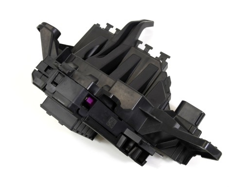 A2055405126 - MERCEDES C CLASS W205 БЛОК ПРЕДОХРАНИТЕЛЕЙ 0366