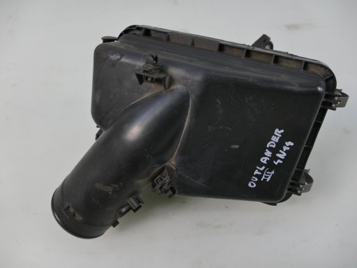 MITSUBISHI OUTLANDER III 2.2 DI-D cover of a filter, air