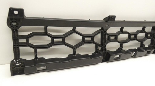 AUDI RSQ8 4M8807647B grid central of a bumper of the front