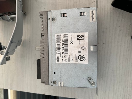 RADIO Fabrique PEUGEOT 308 II T9 9810475880 Radio
