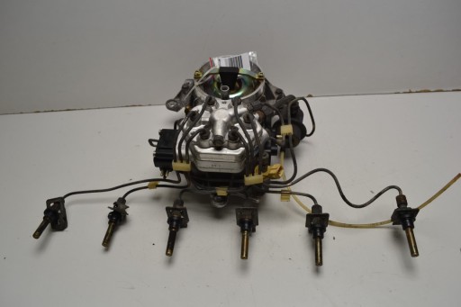 Mercedes R129 300 SL 24V Розподільник палива