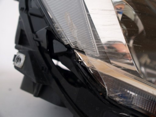 Volkswagen Golf Sportsvan Reflektor right xenon led VW 517941032B
