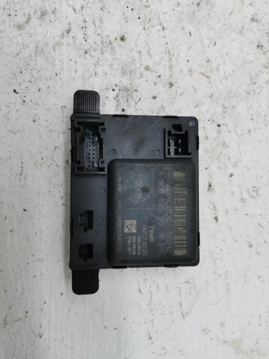 module door MERCEDES SPRINTER W906 A9068203526