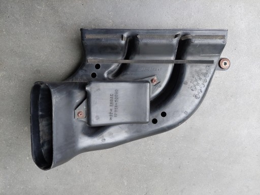 TROUBA přívod vzduchový 17751-50090 LEXUS SC II SC430