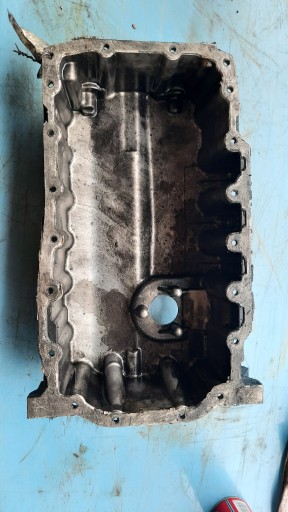 Масляний піддон 03G103603 VW PASSAT B6 2.0 TDI 140KM