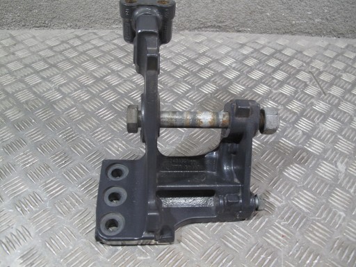 2401729 - Крепление передней пружины scania r s