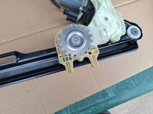 PORSCHE 911 992 Lève vitres Portière przednich de gauche 992837401