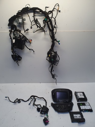 OPEL INSIGNIA A LIFT RADIO NAVI НАВИГАЦИЯ