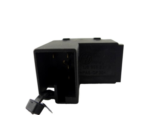 opening control switch bonnet boot VOLKSWAGEN PASSAT B5 1J0 959 831A