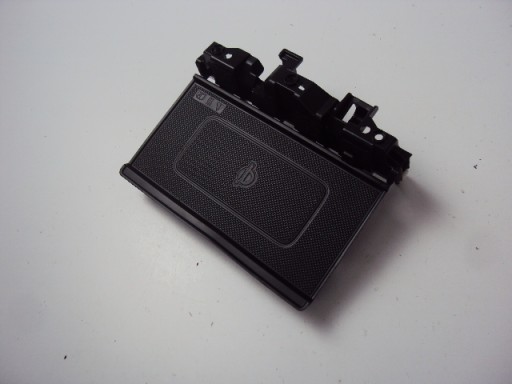 ИНДУКЦИОННОЕ ЗАРЯДНОЕ УСТРОЙСТВО HYUNDAI KONA 2017-