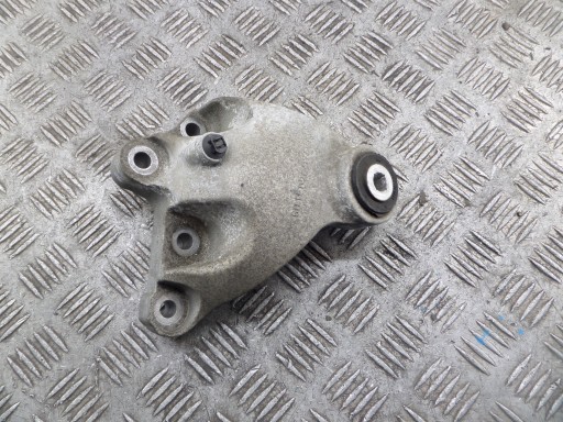 Mercedes W176 W246 holder airbag holder of the engine right A2462401109