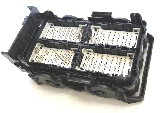 БЛОК ПРЕДОХРАНИТЕЛЕЙ BSI 39116629 OPEL INSIGNIA B DMTRZ