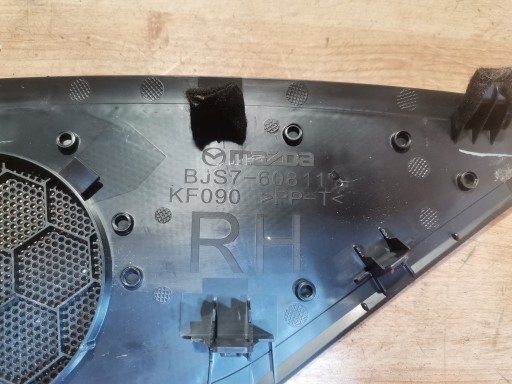 mřížka RÁM kryt repráku pravá MAZDA 3 BM 12-18r BJS7-60811