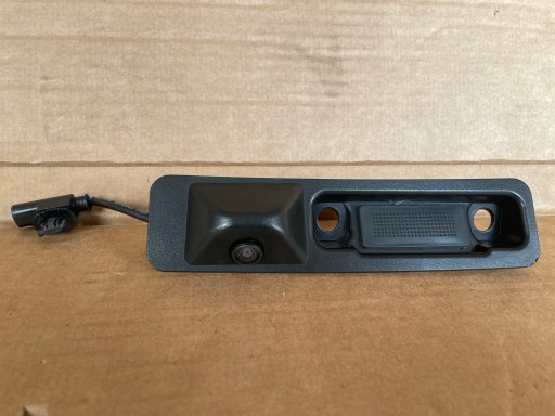 Alfa romeo stelvio камера заднего вида с микропереключателем