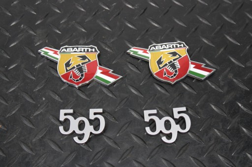 ЭМБЛЕМА ЭМБЛЕМЫ 595 FIAT ABARTH 500 ЛИФТ