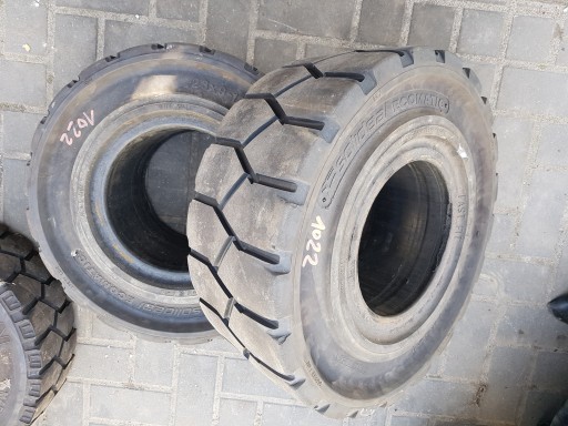 SAAAA111SAAAA - Вилочний навантажувач SOLIDEAL 23x9-10 225/75-10