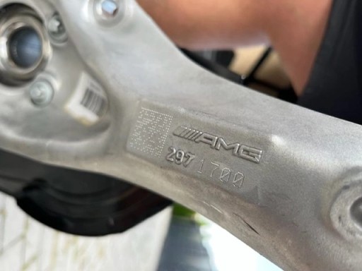 A2973321800, A2973321800 - Mercedes eqs 297 amg a2973321700 1800 кроссовер комплект новый