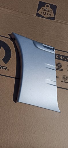 0WW32TRMAA - GRAND VOYAGER T&C LIMITED НАЗАДНЕ КРИЛО 05-07