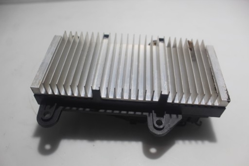 8ES00827001 - Усилитель радиоприемника BMW 7 E65 735I