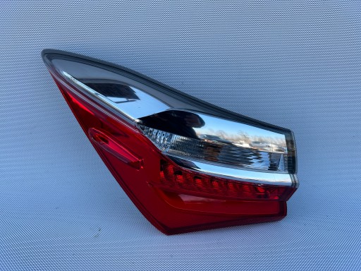 81560-02A80 - Задний левый фонарь toyota corolla e16 лифт седан