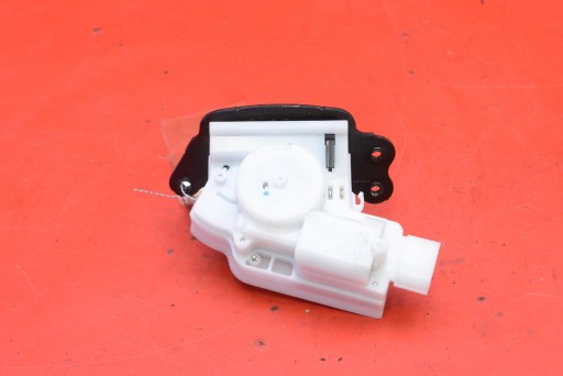 lock bonnet rear part boot TOYOTA YARIS 4 IV GR 20-24