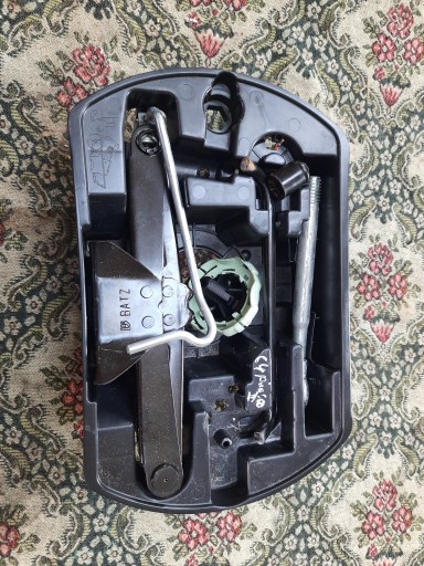 9805820580 - Citroen C4 Пікассо домкрат ключ Ремонтний комплект