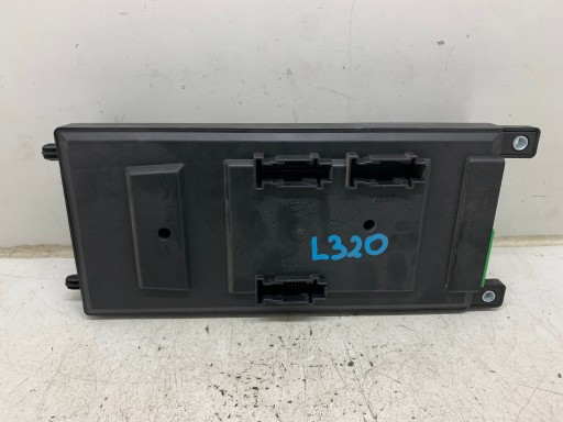 PUSZKA der Sicherungen YQE500300 RANGE ROVER SPORT und L320 2.7 TDV6 05-13