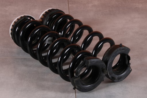 BMW G20 G21 G22 G23 springs rear part rear. KOMPLET BP 6889980 7 km !!!