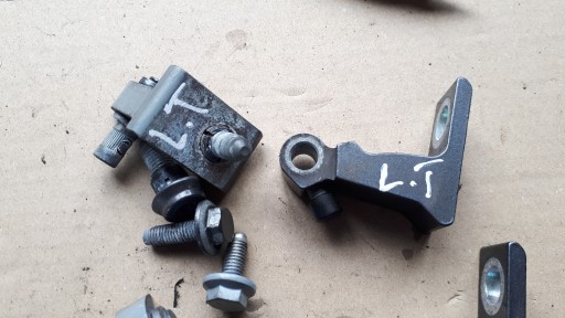 S4 B8 LIFT A4 hinge hinges left rear part rear. LX7R