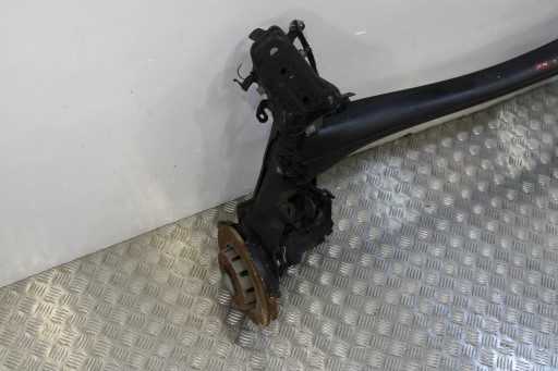 achse OSKA träger Achsträger heck PEUGEOT 208 II 2