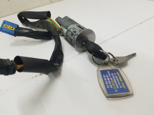 ignition Z KLUCZYKIEM PEUGEOT 206 N0501539