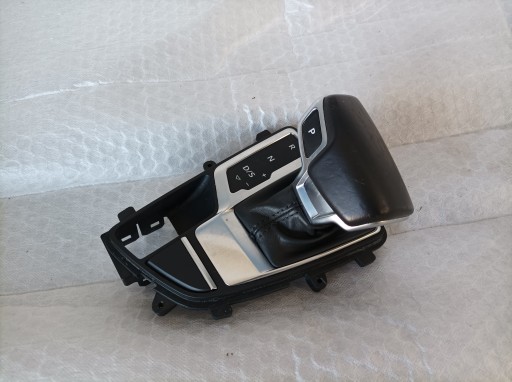 Pomello ghetta telaio ingranaggi Audi OE 8W1713111C 100103624