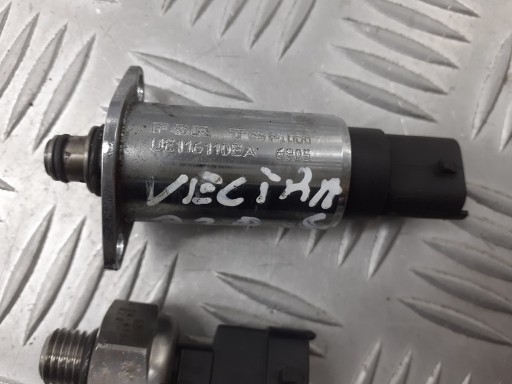 РЕДУКТОР ДАВЛЕНИЯ ТОПЛИВА OPEL VECTRA C 2.2 UE116110EA