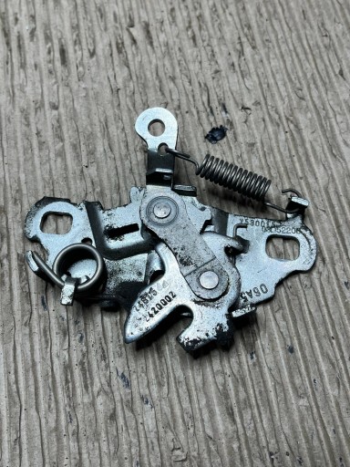 Serratura cofano usato Peugeot 208 e 9673285680