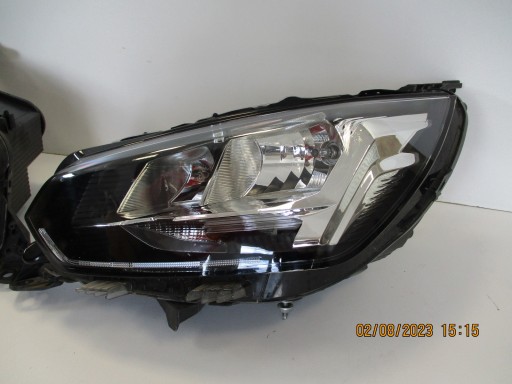 light right left PEUGEOT 208 9823193880