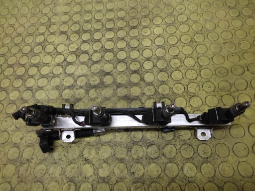 BMW E46 1.8 Kraftstoffverteiler Einspritzleiste