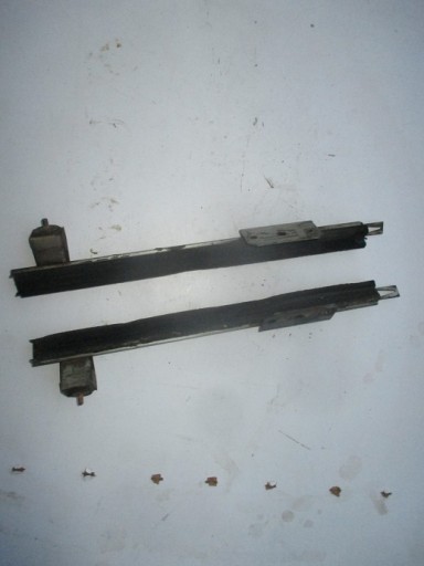 415832 - fiat 125p направляющая стеклоподъемника