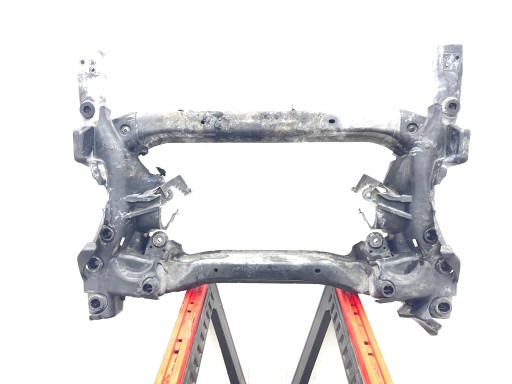 MERCEDES E KLASA W213 213 W238 238 sider subframe front axle beam A2056280057