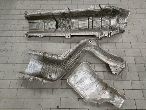 ТЕПЛОЗАХИСНИЙ ЕКРАН MEGANE 3 III CABRIO 2010 РІК ПИЛА