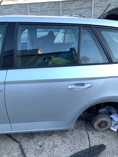 Skoda fabia iii fl универсал левая задняя дверь цвет la7w