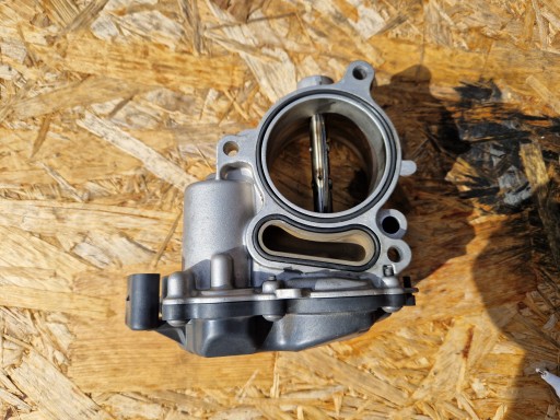 throttle flap VW TIGUAN 2.0TDI 05L128063E