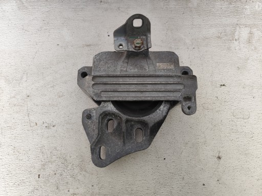MERCEDES W177 W118 2019 1.3B držiak drziak prevodovky